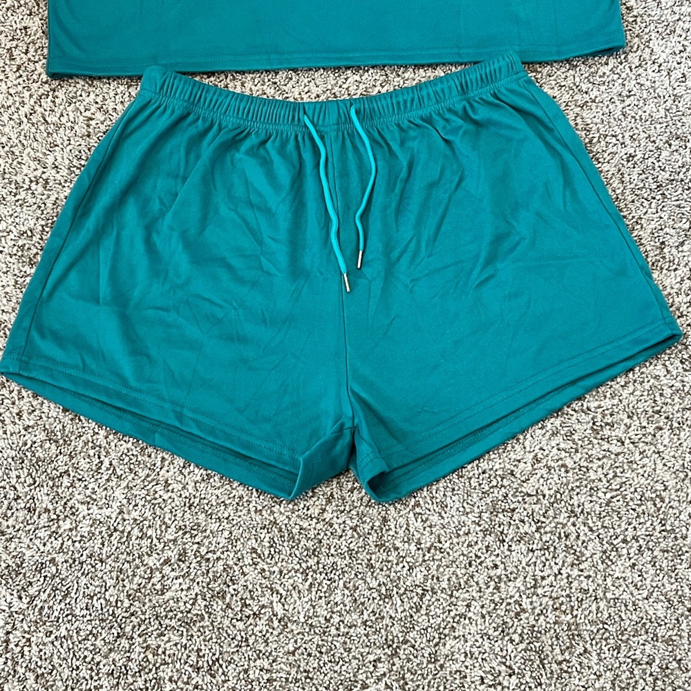 Teal T-Shirt and Shorts Set - Picture 2 of 6